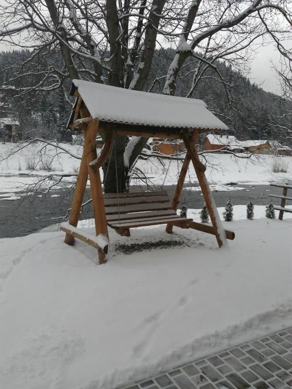 Загородные дома Yablunevyi Tsvit Яремче