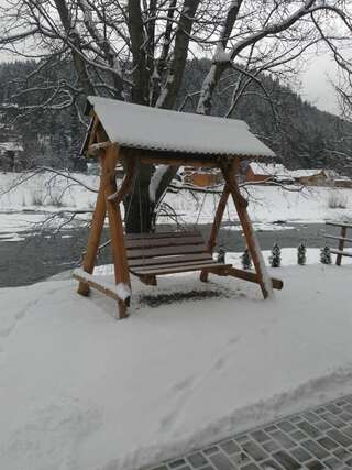 Загородные дома Yablunevyi Tsvit Яремче Дом с 1 спальней-11